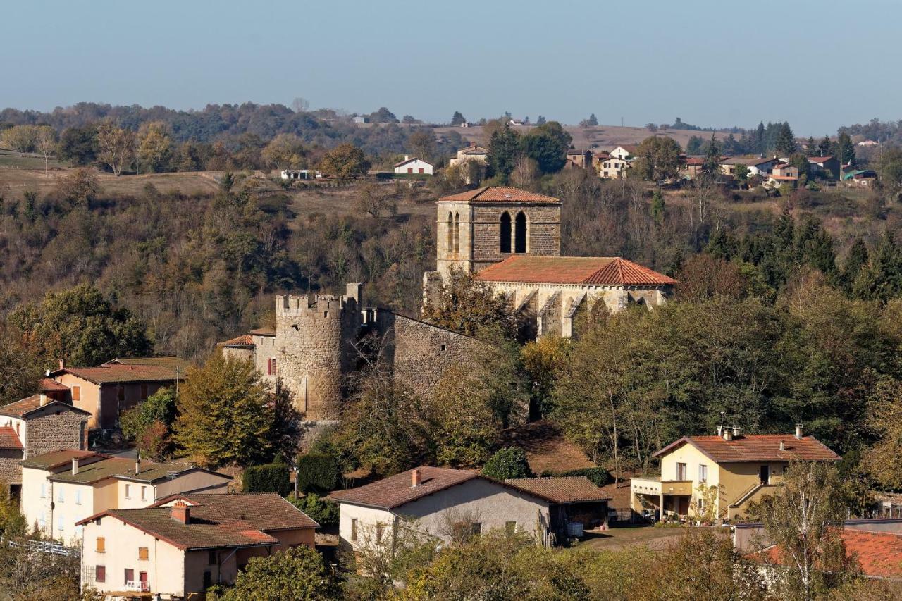 De 25 Chemin Du Grand Pacher Le Bourg De 63120 Hébergement de vacances Sauviat